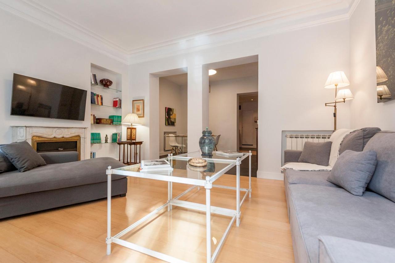 Palace Apartment - Palacio Real Balcony Μαδρίτη Εξωτερικό φωτογραφία